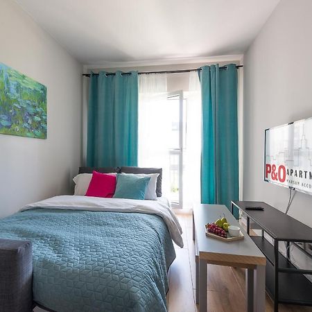 Okecie Airport Studio Bakalarska 2 P&O Serviced Apartments Warszawa Exteriör bild