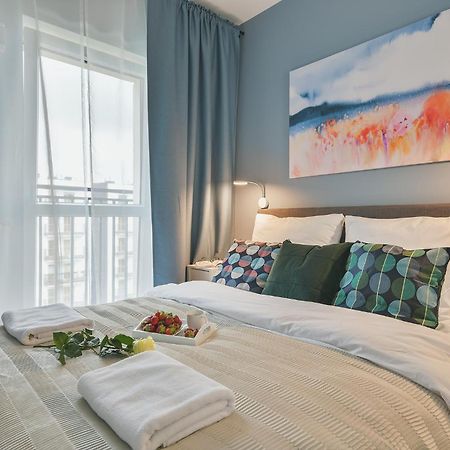 Okecie Airport Studio Bakalarska 2 P&O Serviced Apartments Warszawa Exteriör bild