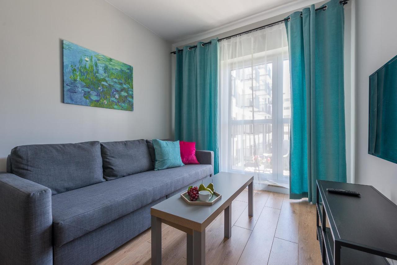 Okecie Airport Studio Bakalarska 2 P&O Serviced Apartments Warszawa Exteriör bild