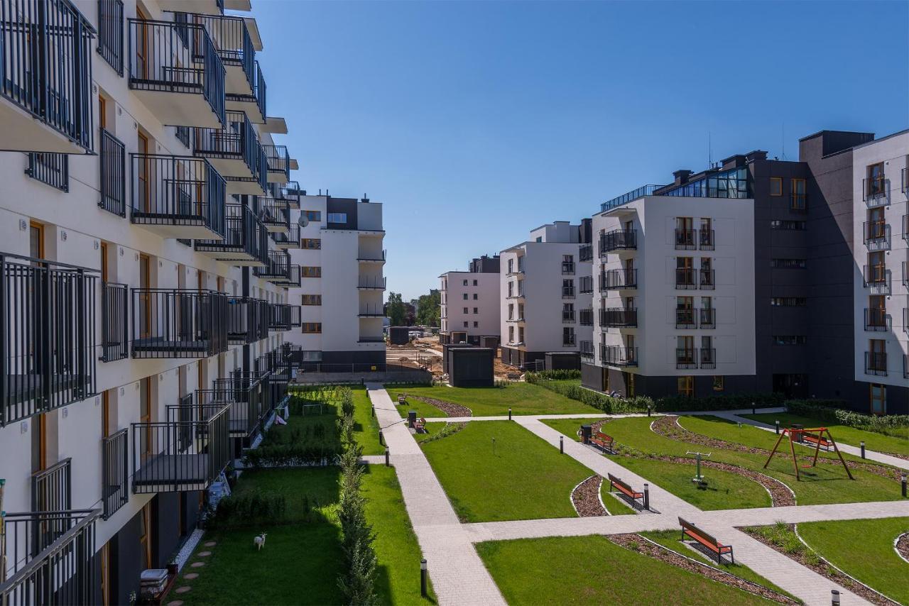 Okecie Airport Studio Bakalarska 2 P&O Serviced Apartments Warszawa Exteriör bild