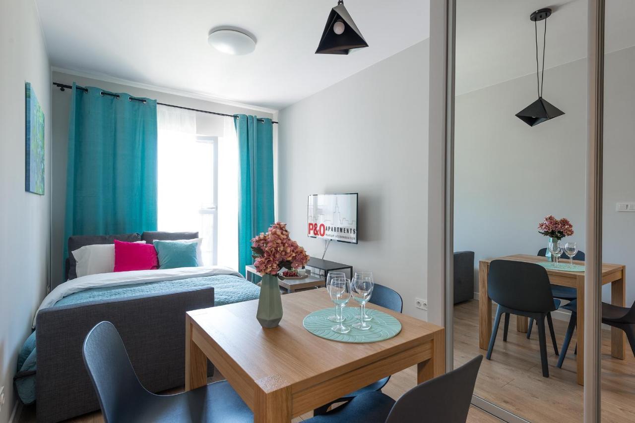 Okecie Airport Studio Bakalarska 2 P&O Serviced Apartments Warszawa Exteriör bild