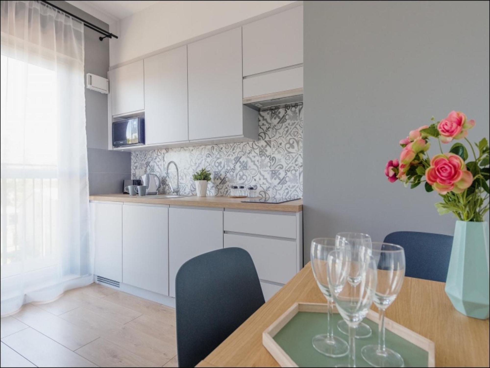 Okecie Airport Studio Bakalarska 2 P&O Serviced Apartments Warszawa Exteriör bild