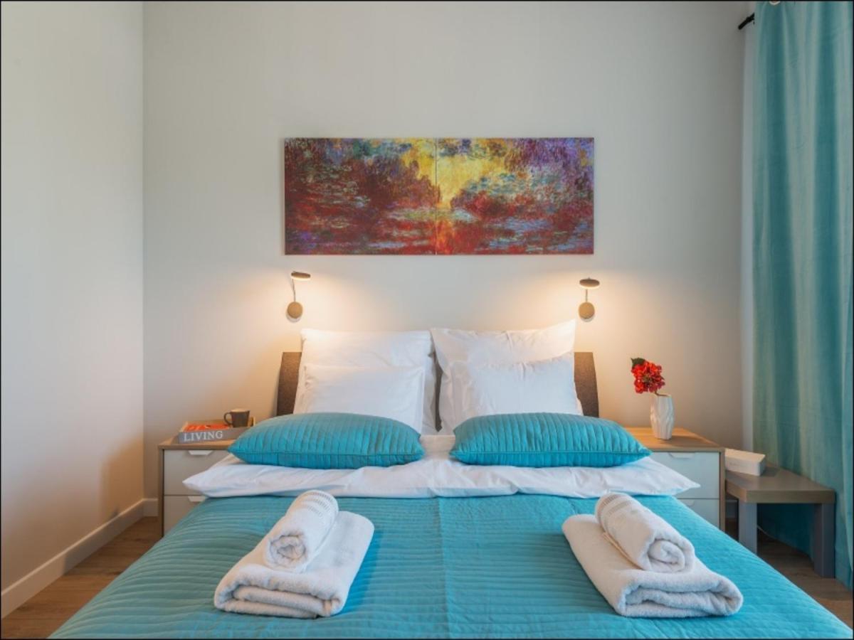 Okecie Airport Studio Bakalarska 2 P&O Serviced Apartments Warszawa Exteriör bild